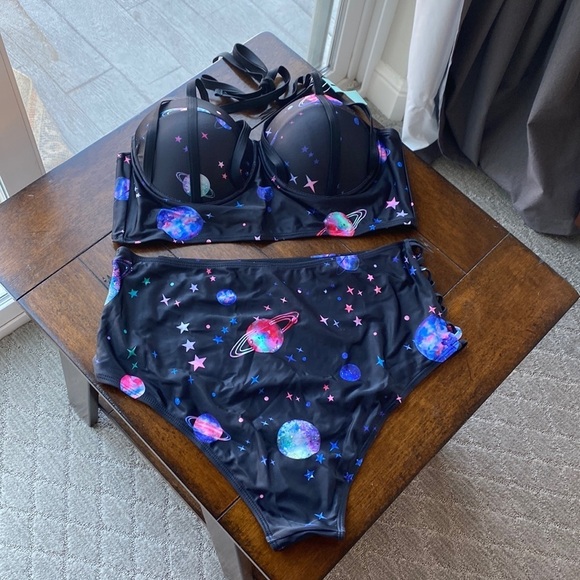DRESSFO galaxy print caged top high waisted bottom peekaboo side bottoms - Picture 2 of 12